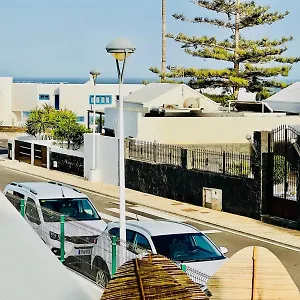 Apartamento Canaryislandshost L Mare, Puerto del Carmen (Lanzarote)